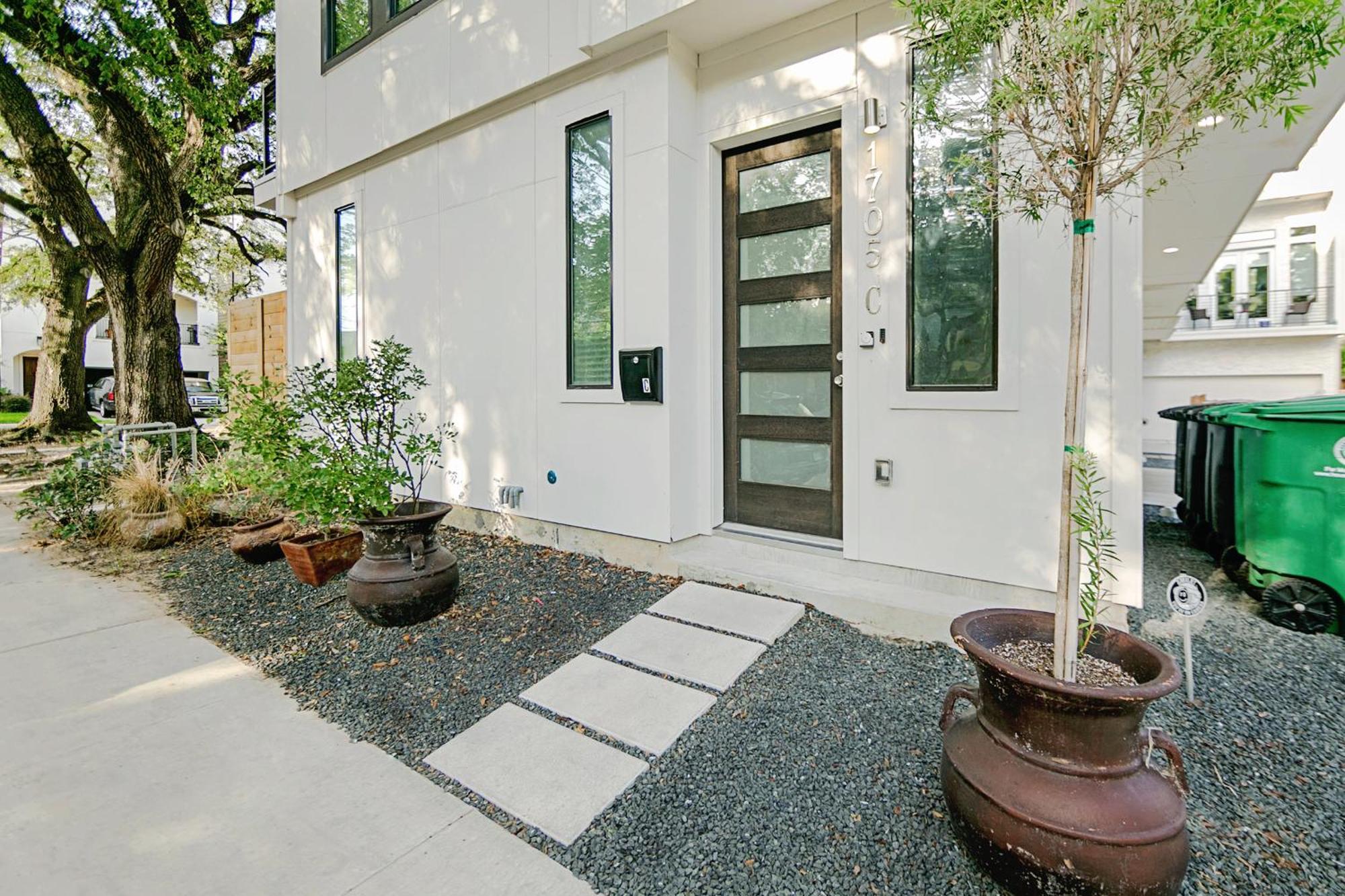 Montrose Guesthouse Suites By Dunyha 休斯敦 外观 照片